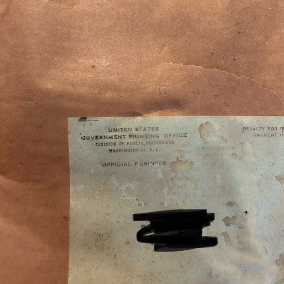 Vintage Collection of Historical Booklets - Picture 7 of 7